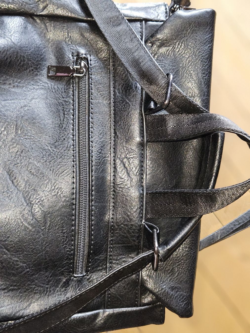 Zaini: Schwarzer Rucksack / Schultertasche – Usato da Rheineck venduto da Eulalia40 3