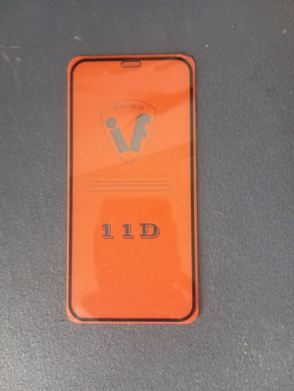 Gläser: iPhone 11 D Panzerglas Neu – Neu und originalverpackt aus Vordemwald von Toemeli01
