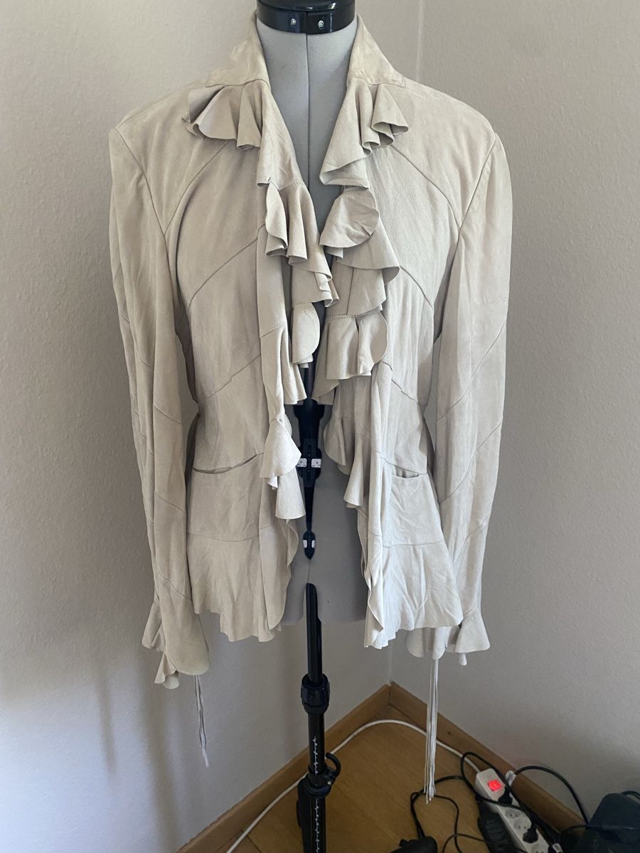 Ermanno Scervino Giacche: Ermanno Scervino Wildlederjacke – Nuovo (secondo la descrizione) da Zürich venduto da PascaleF 6