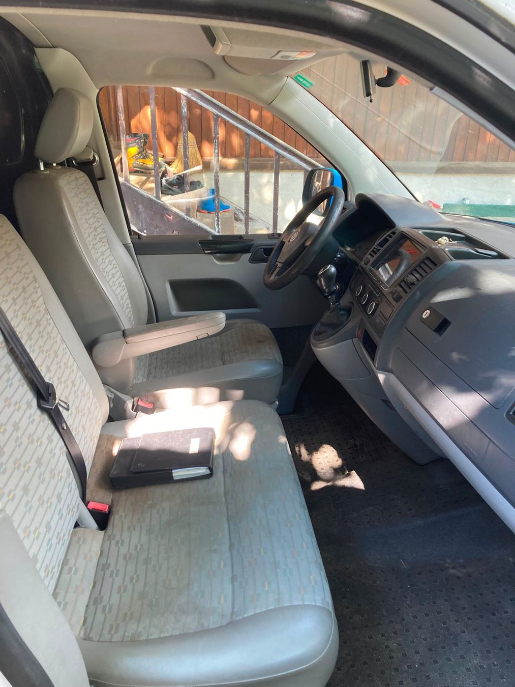 VW Veicoli commerciali: VW Transporter T5 2.0 l weiss 4x4 – Usato da Sattel venduto da Eriam03 6