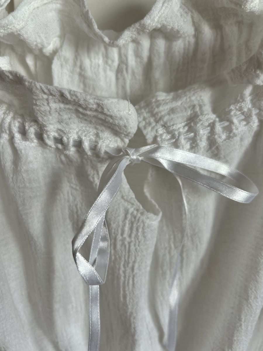 Camicette: White blouse, off-shoulder, ribbon, size Small. – Nuovo (secondo la descrizione) da Zürich venduto da Mistral61 1