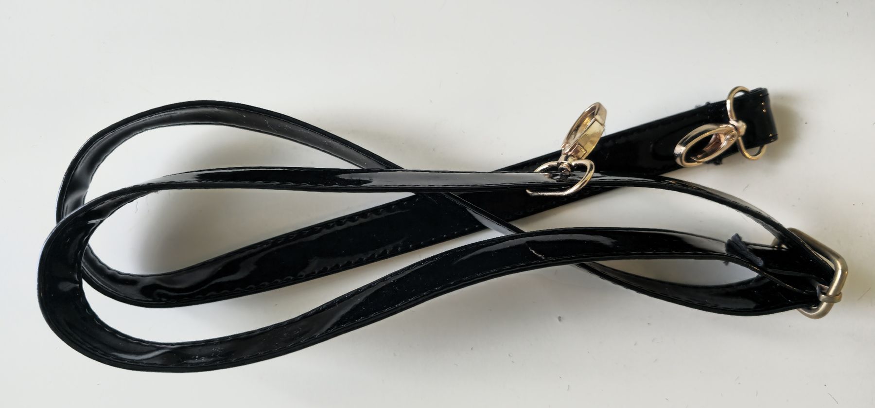 Celine Sacs femmes: Celine Lack/Kunstfell Handtasche schwarz – Neuf avec emballage d'origine à Luzern par TausendD 8