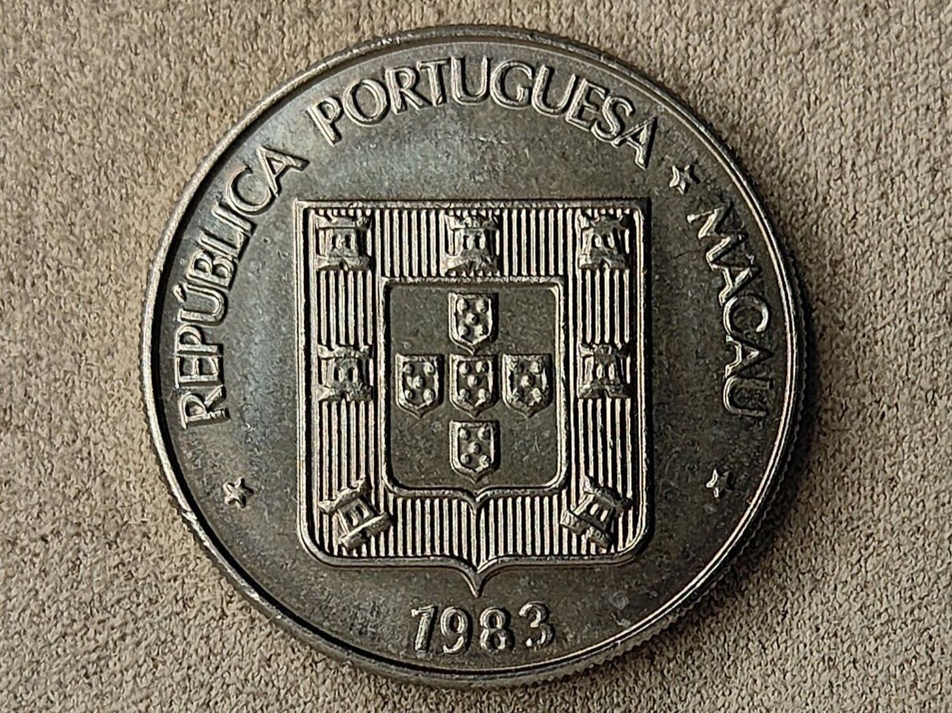 Tutti le monete: MACAO 1 PATACA 1983 – Usato da Winterthur venduto da Creso70 1
