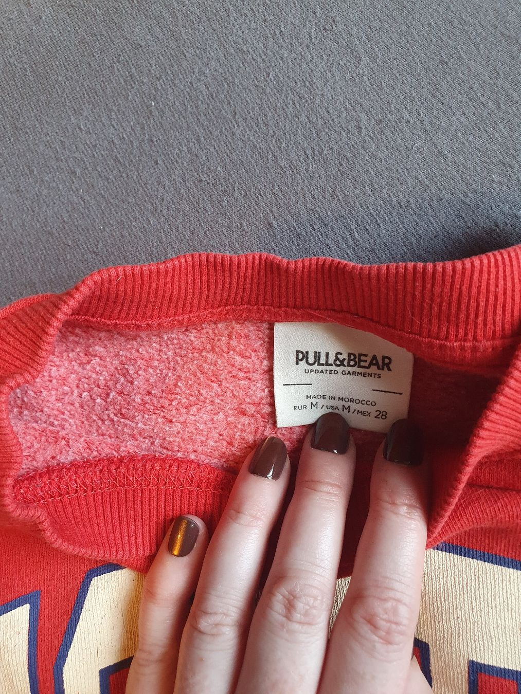 Pull&Bear Pullover & Sweatshirts: 3 Pullover von Pull & Bear Gr. M, selten getragen – Gebraucht aus Wimmis von hel_m26m 4