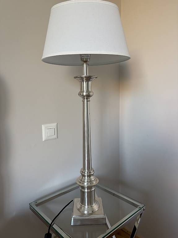 Lampes: Lampe sur pied chrome – D'occasion à Vich par NatachaCK