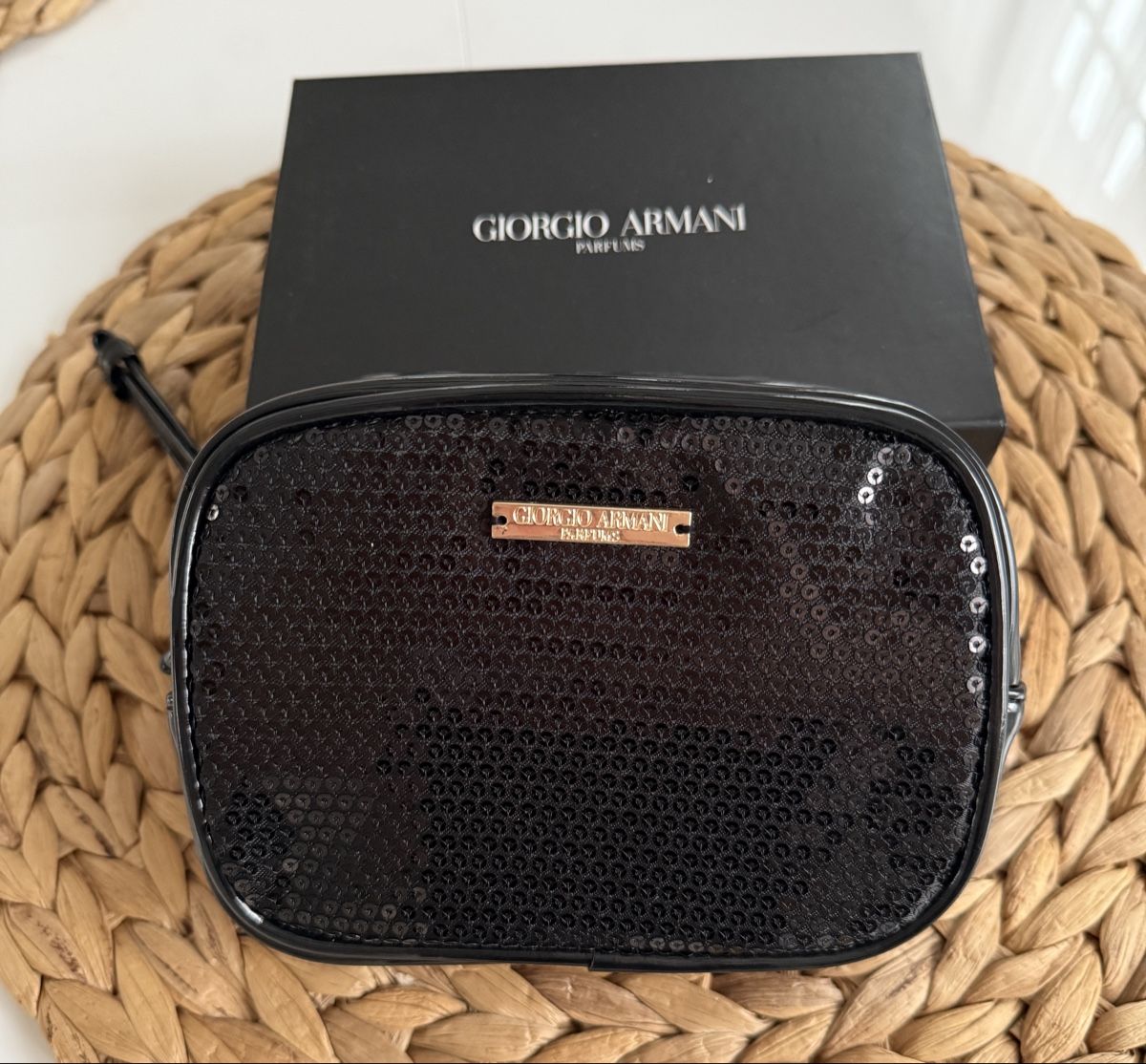 Custodie per cosmetici: Giorgio Armani Kosmetiktasche NEU – Nuovo e nell'imballaggio originale da Glattfelden venduto da ilamas 1