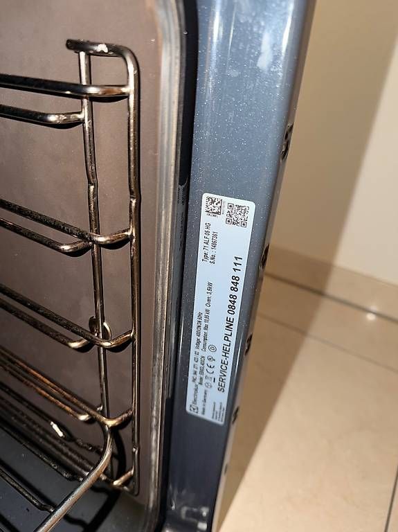 Forni: Electrolux Einbaubackofen EURO Katalyse Chrom – Usato da Samstagern venduto da iva_y8cn 2