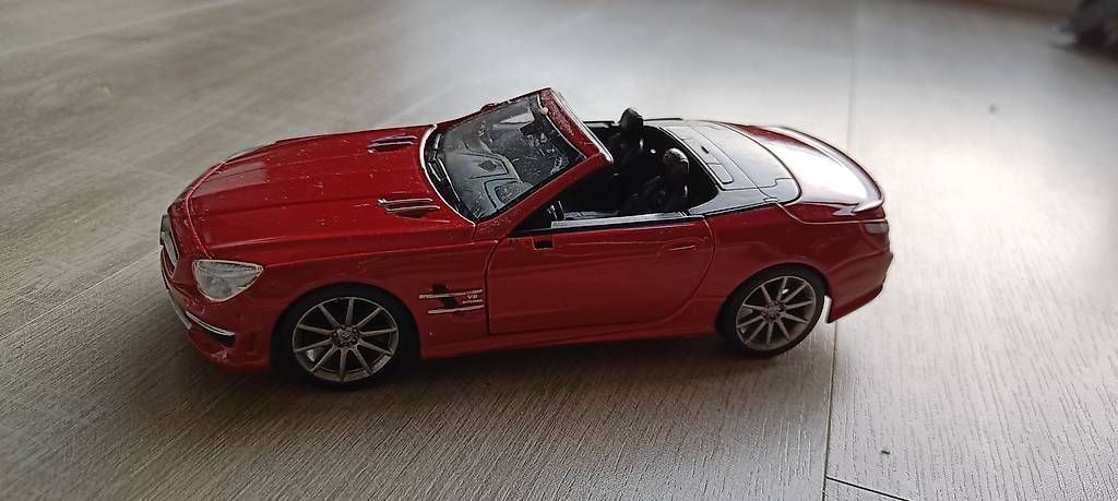 Modellini d'auto: MercedesBenz Cabriolet Modellauto  rot – Usato da Würenlos venduto da laguitt 1