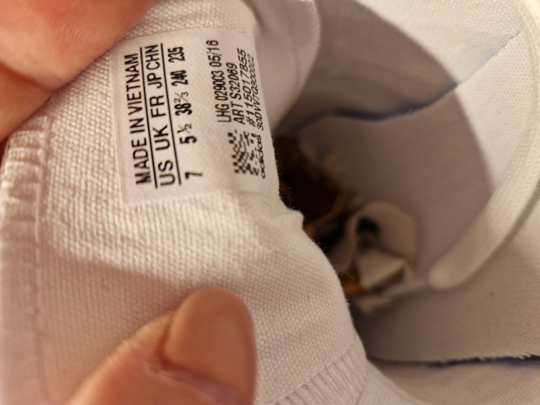 Adidas Scarpe da donna: Adidas Sneaker Damen weiss 38 2/3 – Nuovo (secondo la descrizione) da Igis venduto da Vulleta.38 6