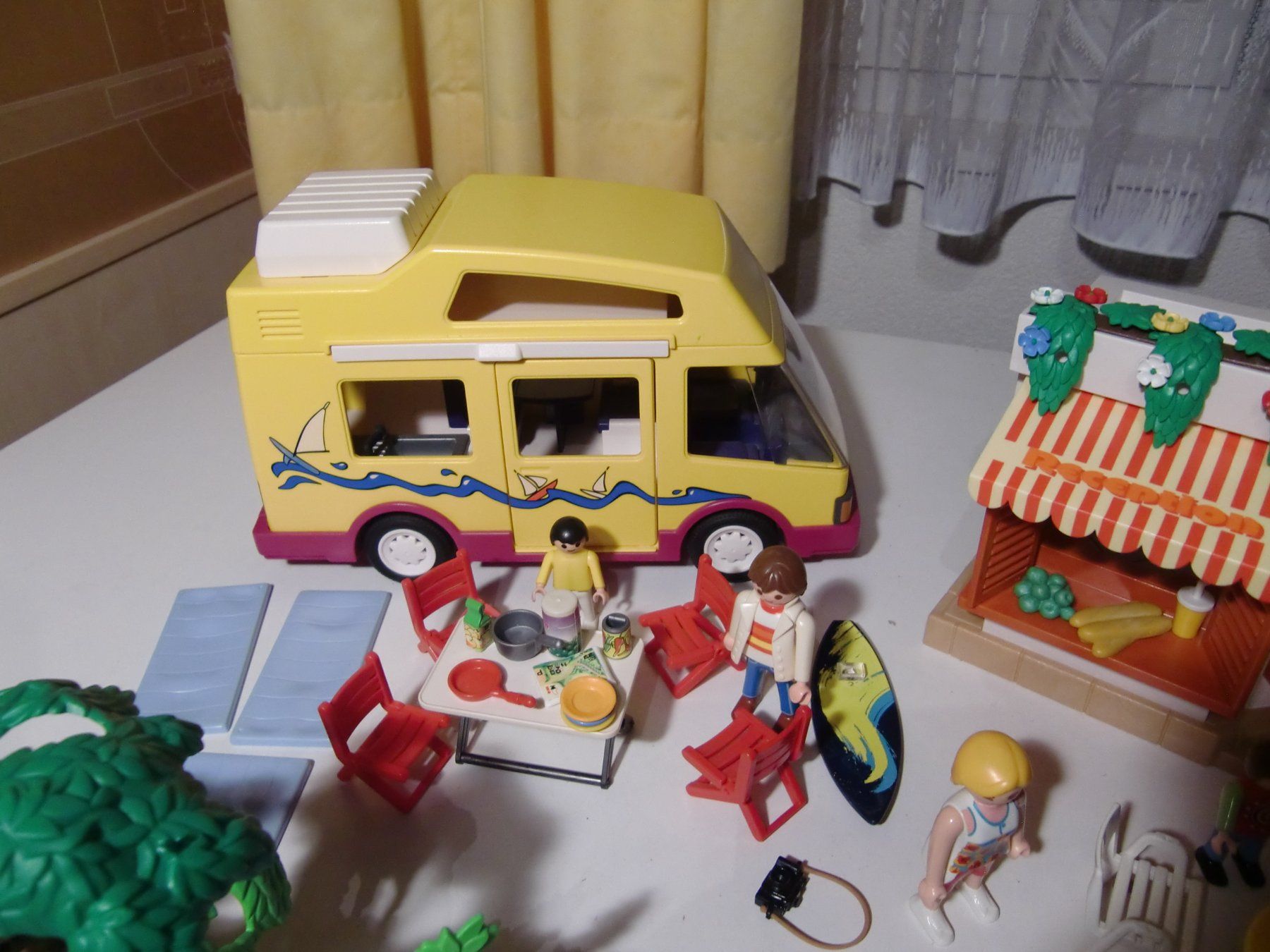 Playmobil Giocattoli: Playmobil Riesiger Campingplatz mit NEUEM Pool – Usato da Arbon venduto da 200sterne 1
