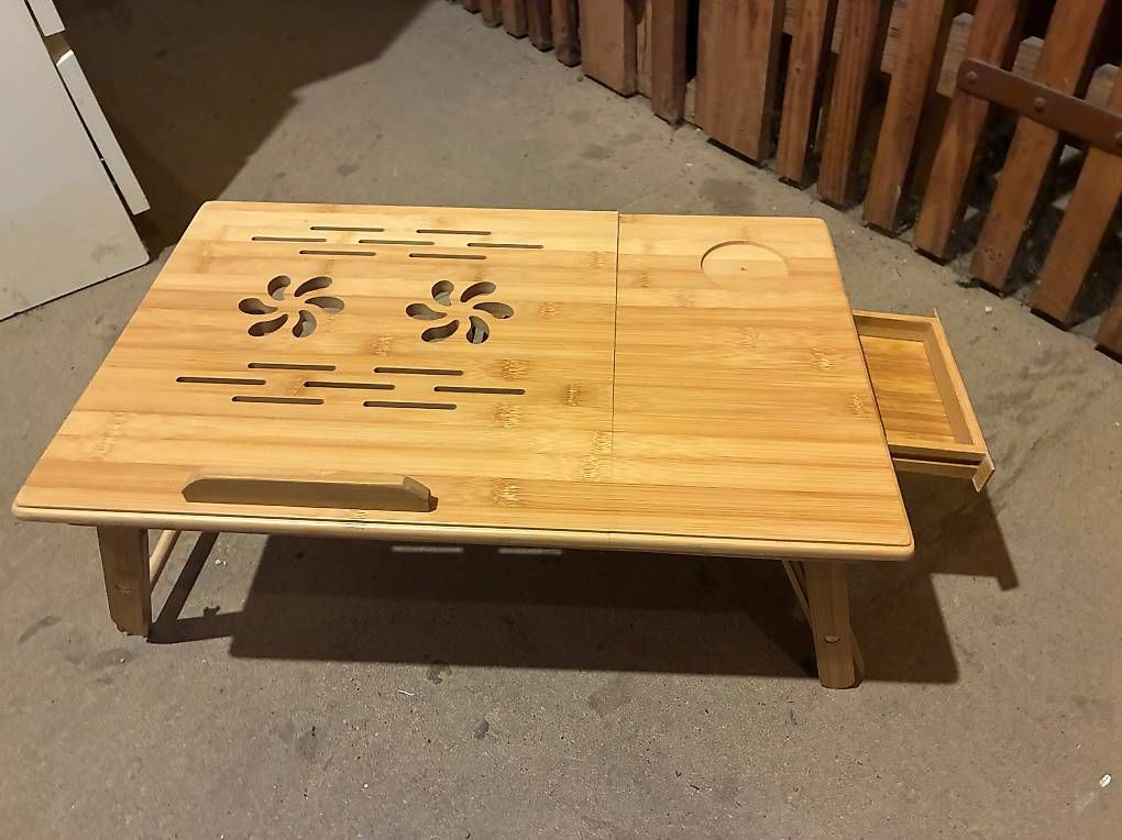 Tavoli: Laptop Tischchen für Sofa/Bett – Usato da Bern venduto da jea_gh58 1