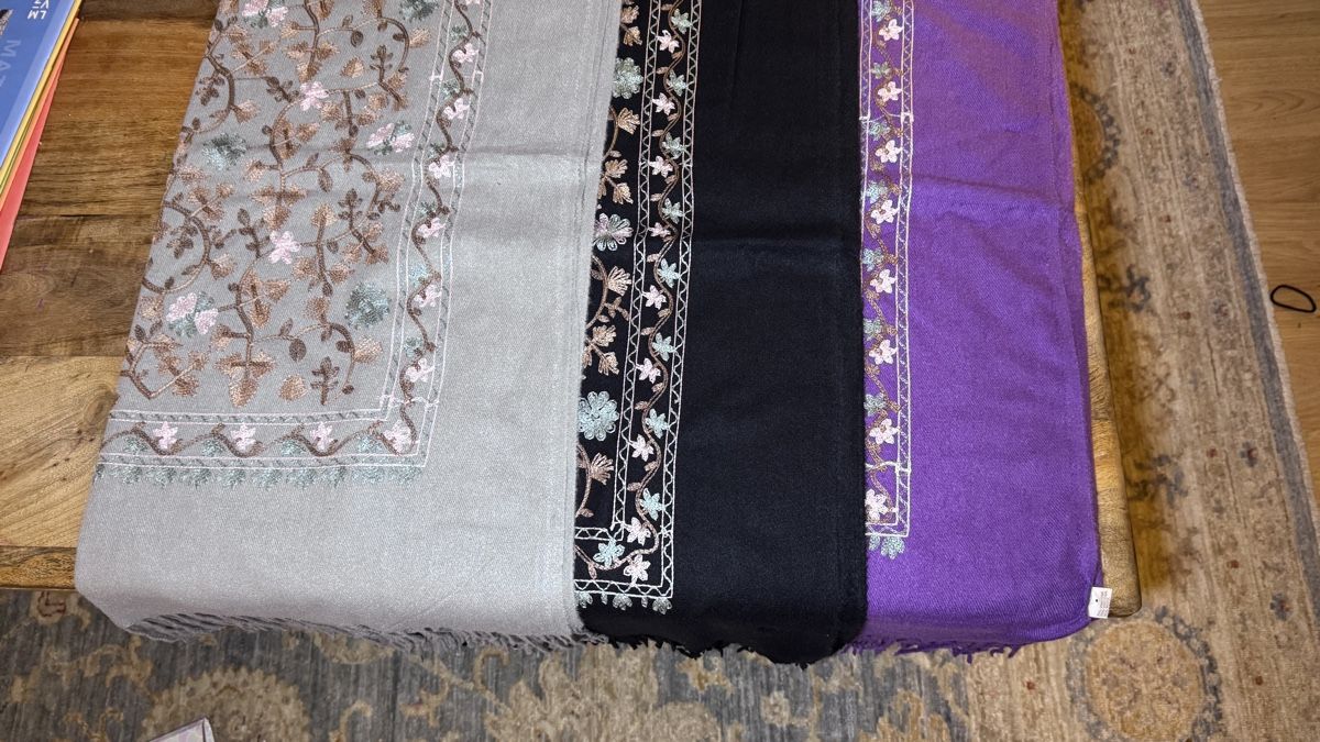 Foulards & écharpes: Schal – Neuf avec emballage d'origine à Olten par Saayis 4