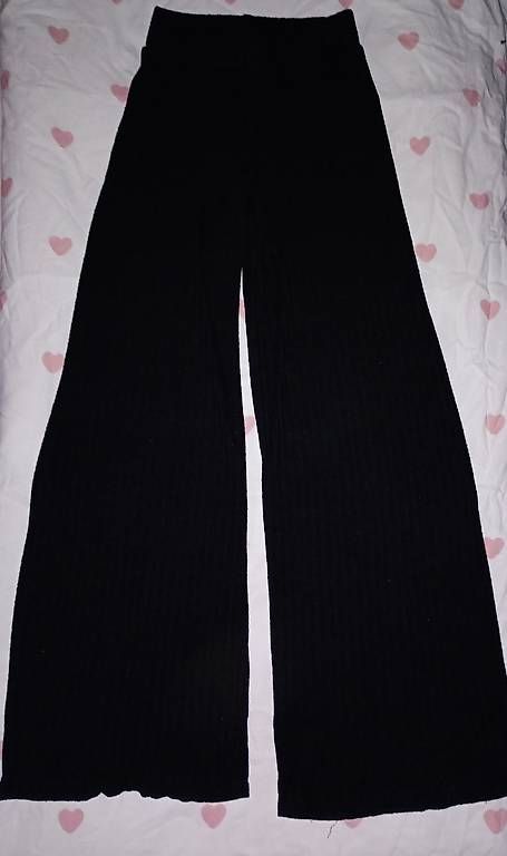 Pantaloni: Schwarze Stoffhose  – Usato da Gelterkinden venduto da leo_9z8m