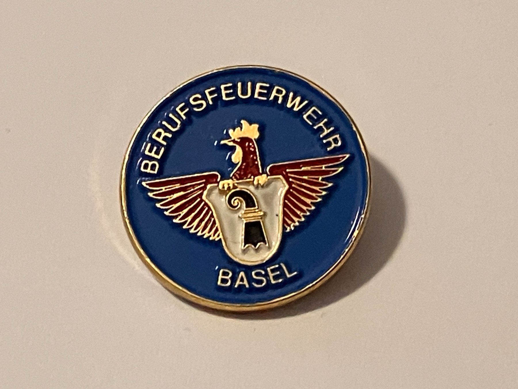 Placchette & Badge: 1 Pin Berufsfeuerwehr Basel – Usato da Basel venduto da djwwpp