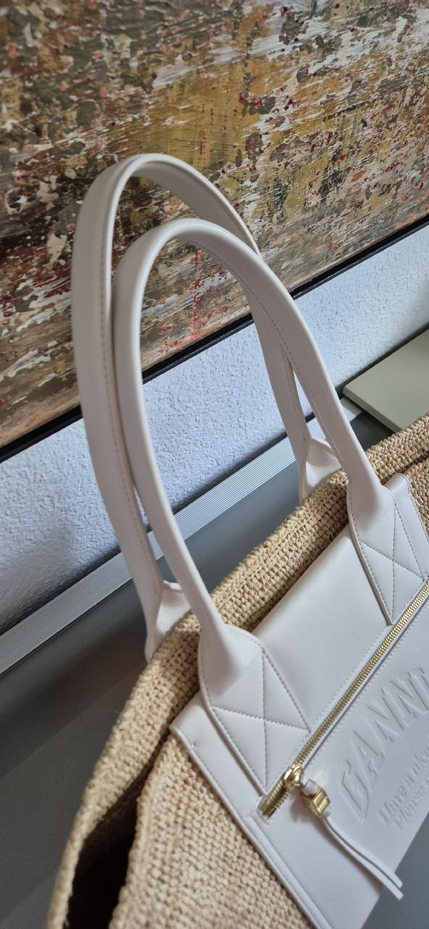 Sacs femmes: Ganni Sommertasche Raffia/Leder – Neuf avec emballage d'origine à Meggen par darcy10 3