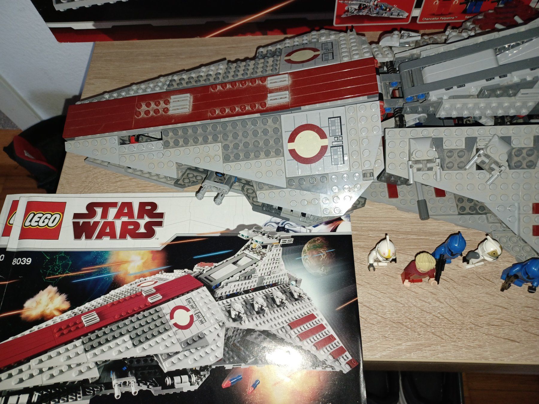Lego Spielzeuge: Lego Star Wars Set 8039 Republic Venator Class – Gebraucht aus Volketswil von  3