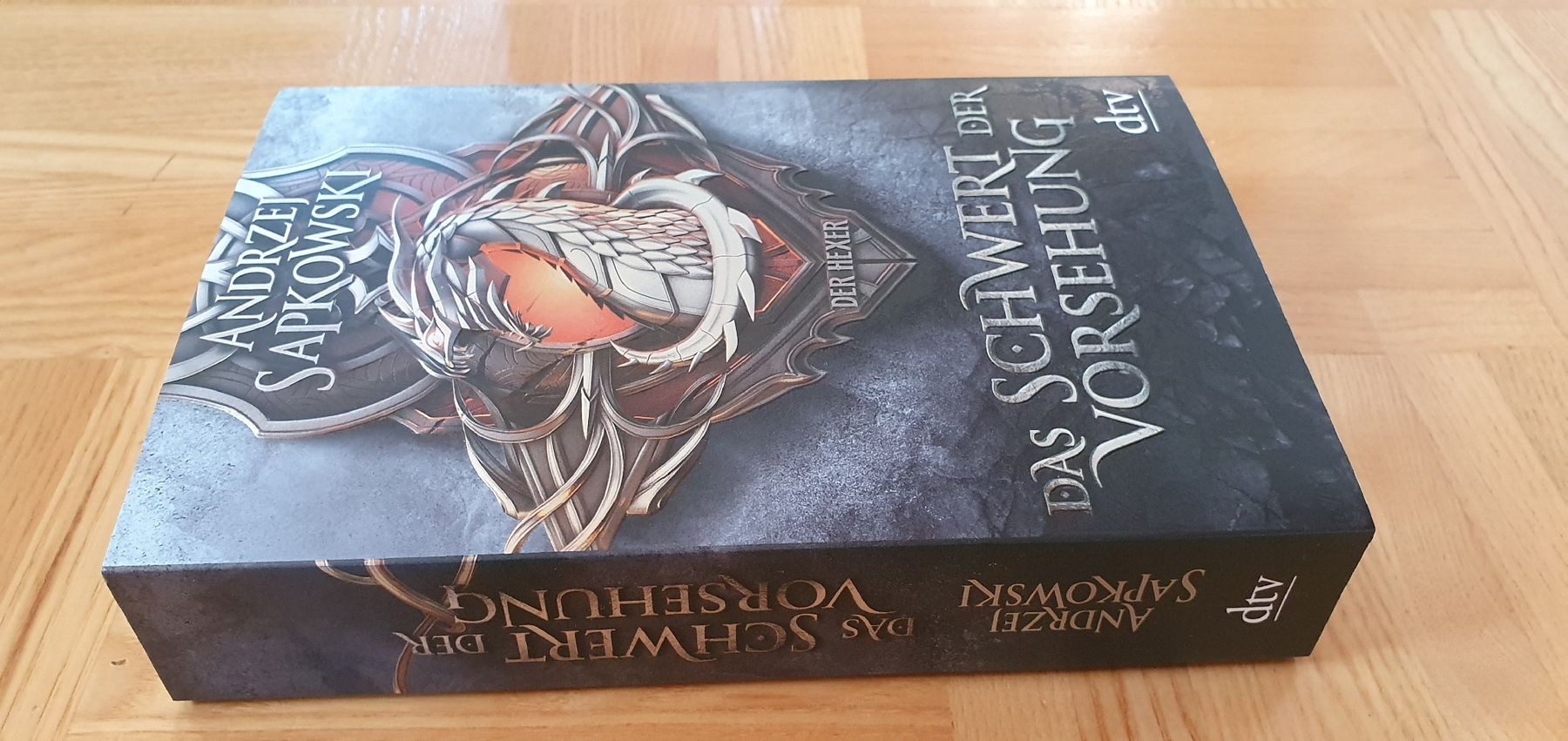 Libri: Das Schwert der Vorsehung, Andrzej Sapkowski – Nuovo (secondo la descrizione) da embrach venduto da Steppenwolf5 2