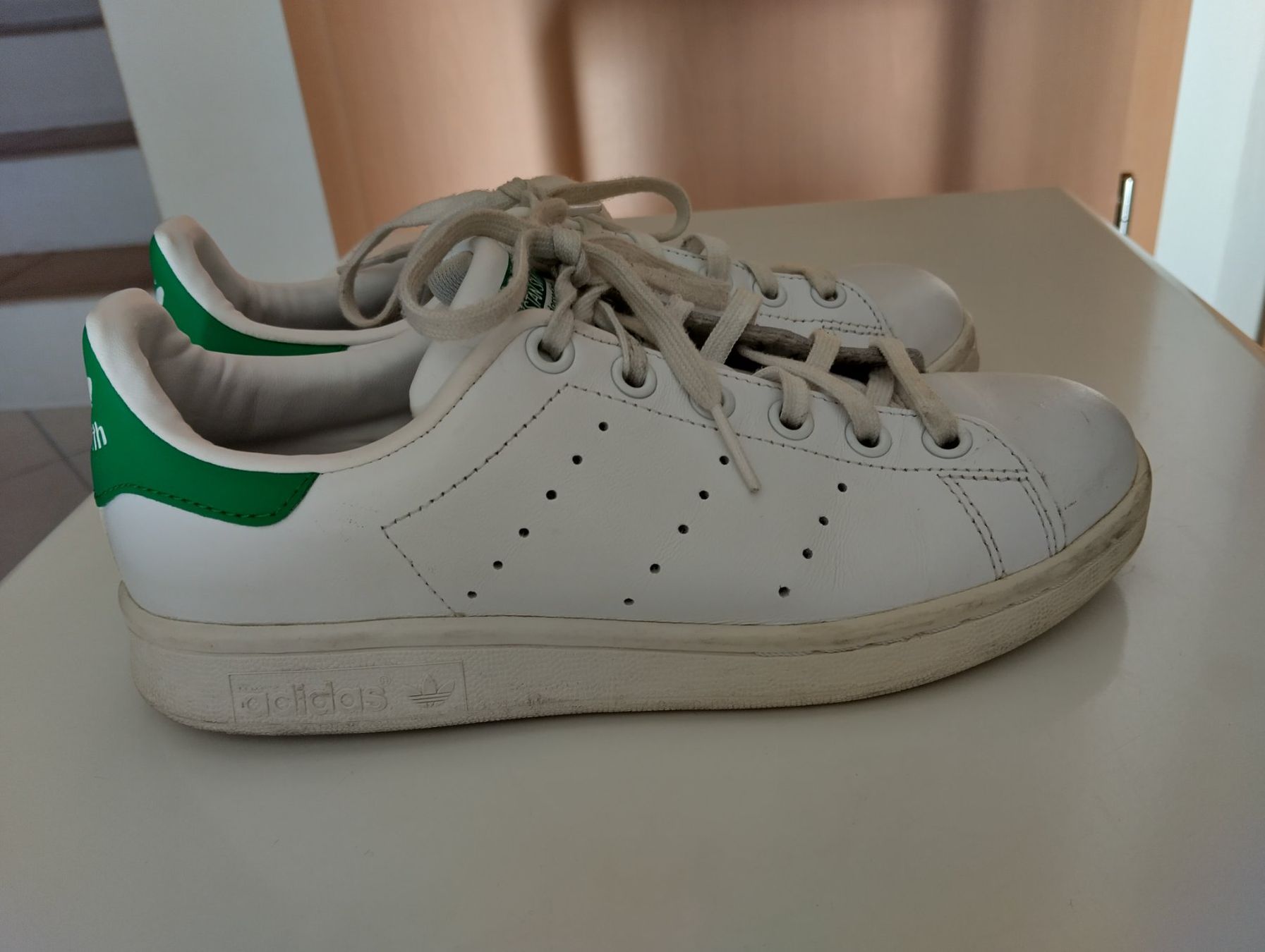 Scarpe da donna: Sneakers Stan Smith 36 /UK 4, portées 2x – Usato da Colombier NE venduto da Pims2127 2