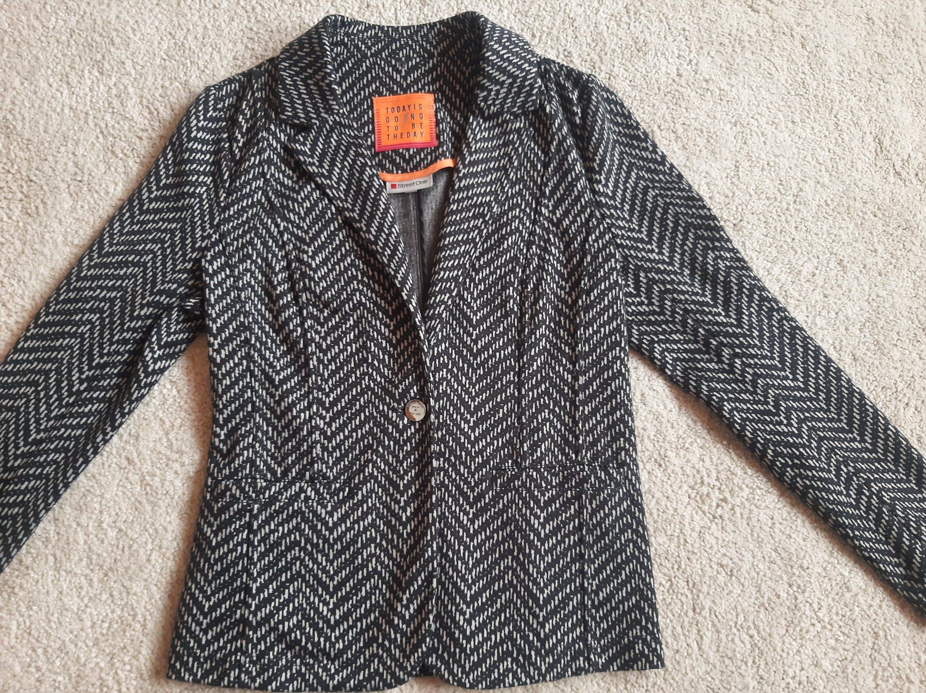 Giacche: Street One Blazer Gr. S – Usato da Muotathal venduto da robin40