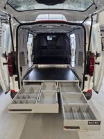 Fahrzeugeinrichtung Botec / Heckauszug für EURO Behälter 