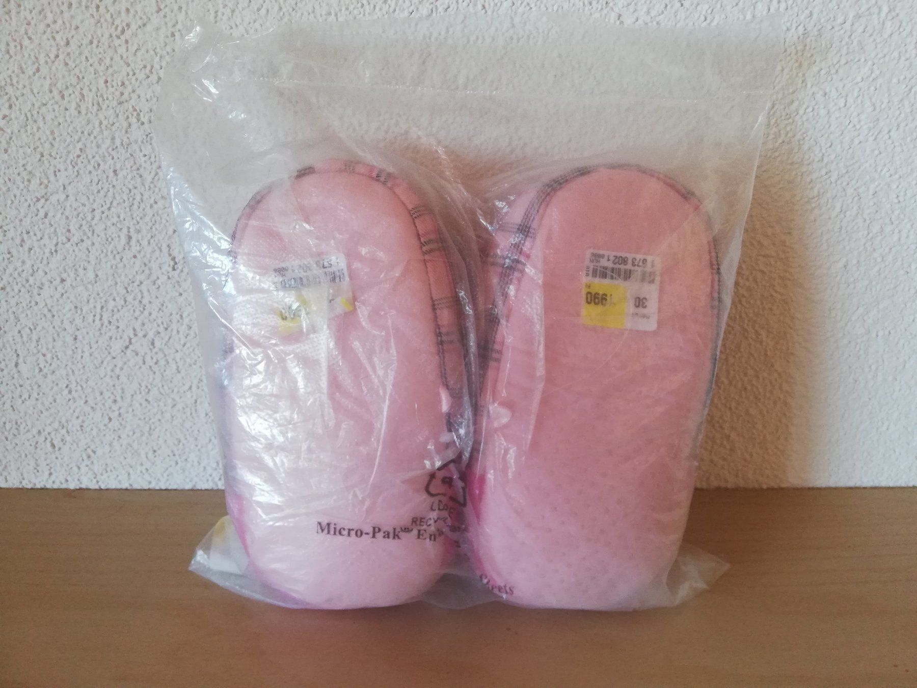 Hello Kitty Scarpe per ragazzi: Hello Kitty Kinder Finken Hausschuhe 30 – Nuovo e nell'imballaggio originale da Worb venduto da geo_zbd8 7