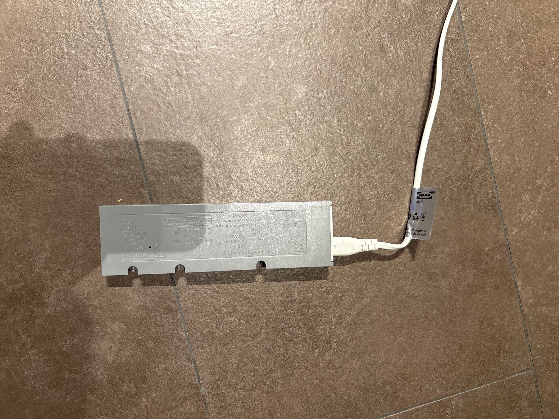 Vetrine: Ikea Vitrinen mit Smart-Beleuchtung – Usato da Wohlen b. Bern venduto da TheGift 3