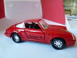 Porsche 911 Carrera 4 - von Matchbox 1989 -"1:43" - rar !
