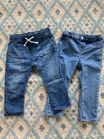 2 Paar Frühlings-/ Sommer-Hosen in Grösse 86 von H&M