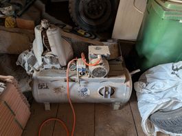 compresseur 100l.