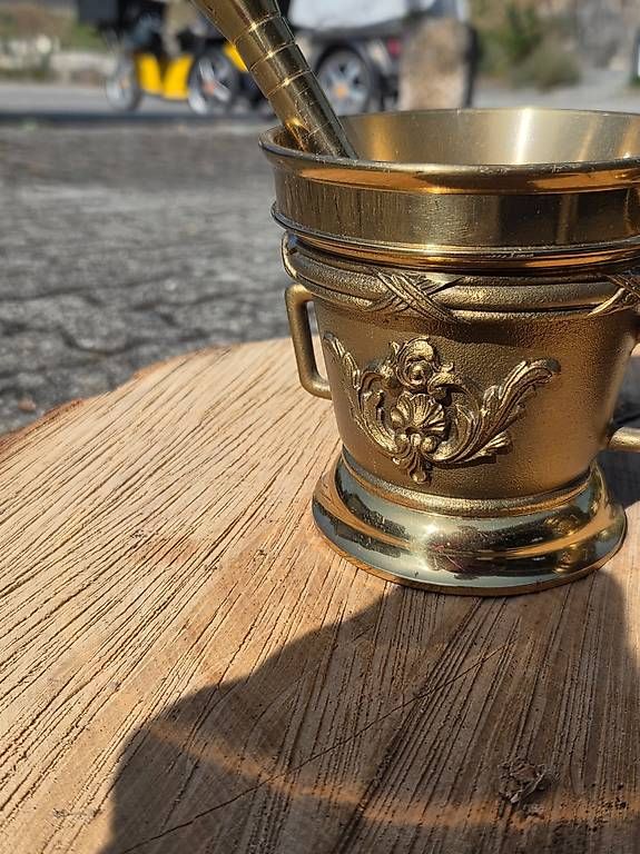 Altre raccolte & rarità: Alte Mõrsel mit Stõpsel – Usato da Lausen venduto da 04362 1