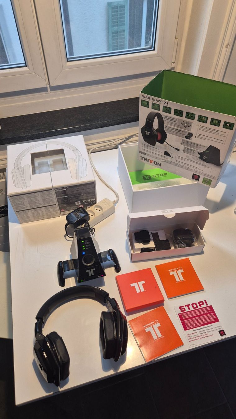 Cuffie: Wireless Surround Gaming Headset Tritton Warhead 7.1 – Usato da Zürich venduto da Pwrslv 1