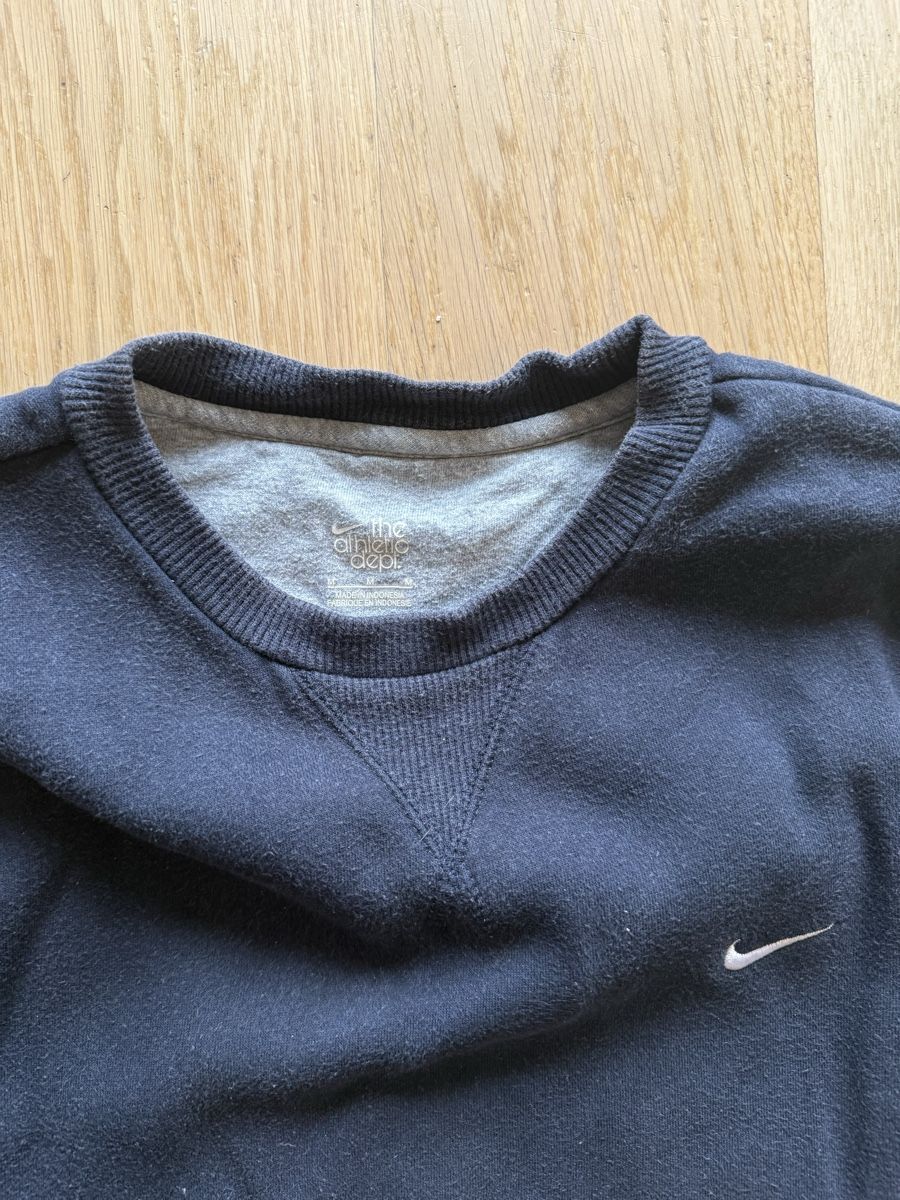Nike Maglioni & Felpe: Vintage Nike Pullover, Schwarz, Grösse M  – Nuovo (secondo la descrizione) da Zürich venduto da sandro_colombini 2