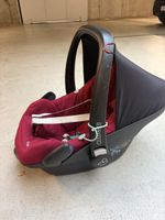 Maxi Cosi Pebble car seat for baby