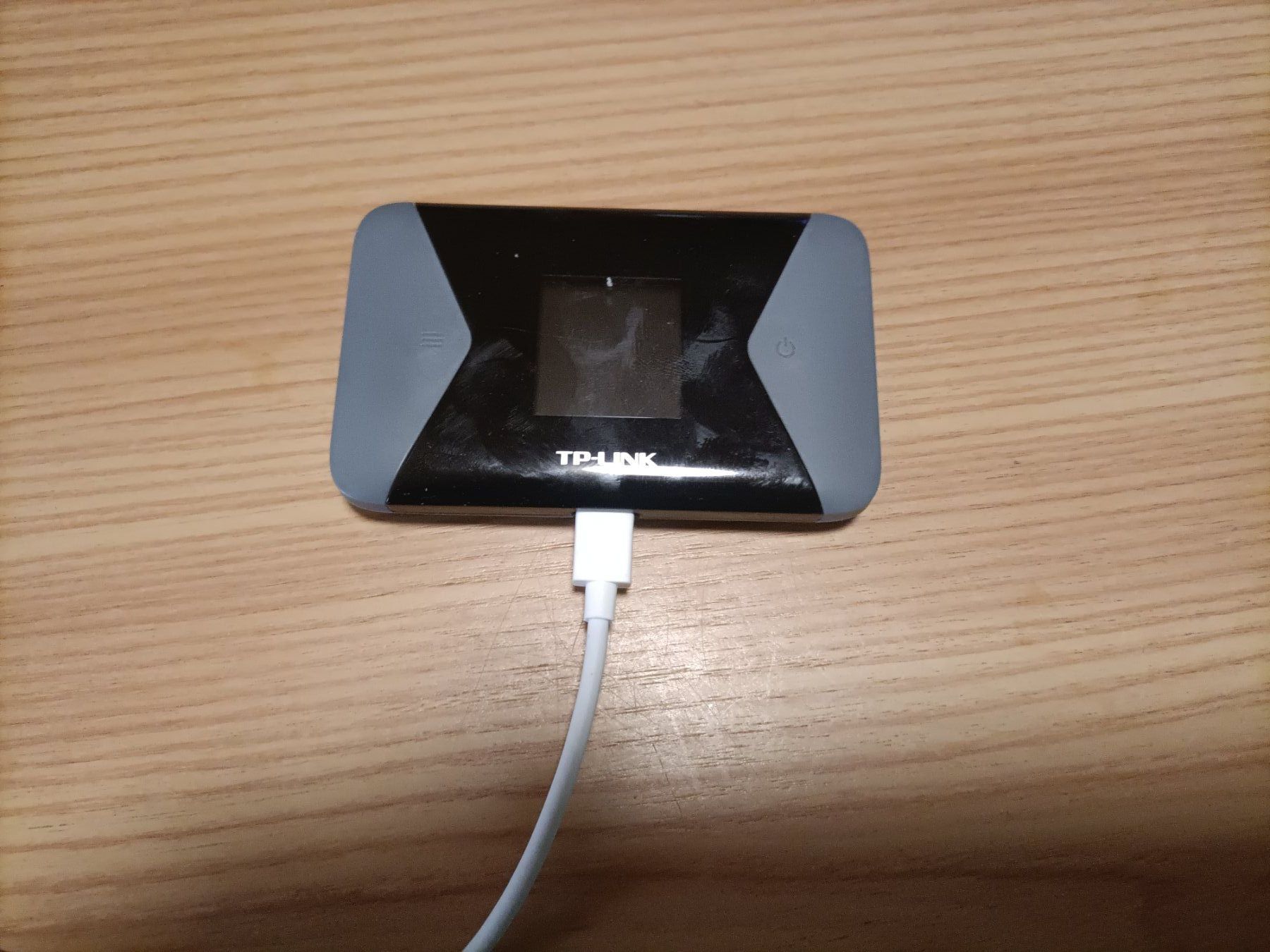 TP-Link Modem & Router: TP-Link Mobiler WLAN Router M7310, wenig gebraucht – Usato da Schöftland venduto da Snacketti7