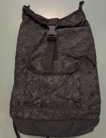 Camo Rucksack/Daypack, neuwertig