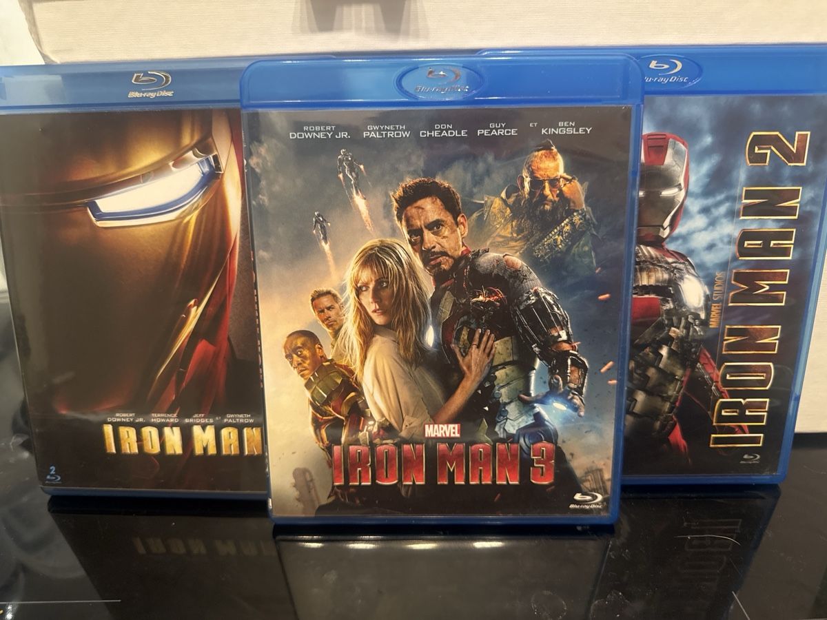 Tutti i DVDs: Lot de 3 Blu-ray Iron Man - Super héros Marvel Comics. – Usato da Le Lignon venduto da MarciaAbreu 1