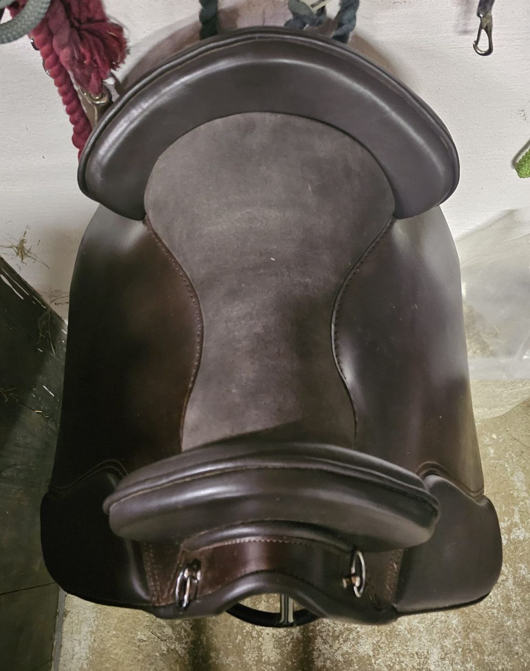 Selle & Accessori: Sattel Baumlos der marke A&M – Nuovo (secondo la descrizione) da Zofingen venduto da MsTina 1