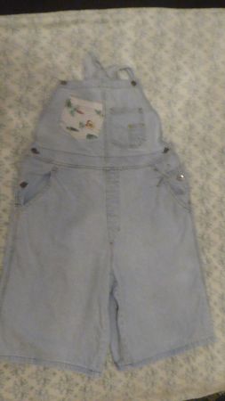 Jeans kurze Latzhose  Gr 42