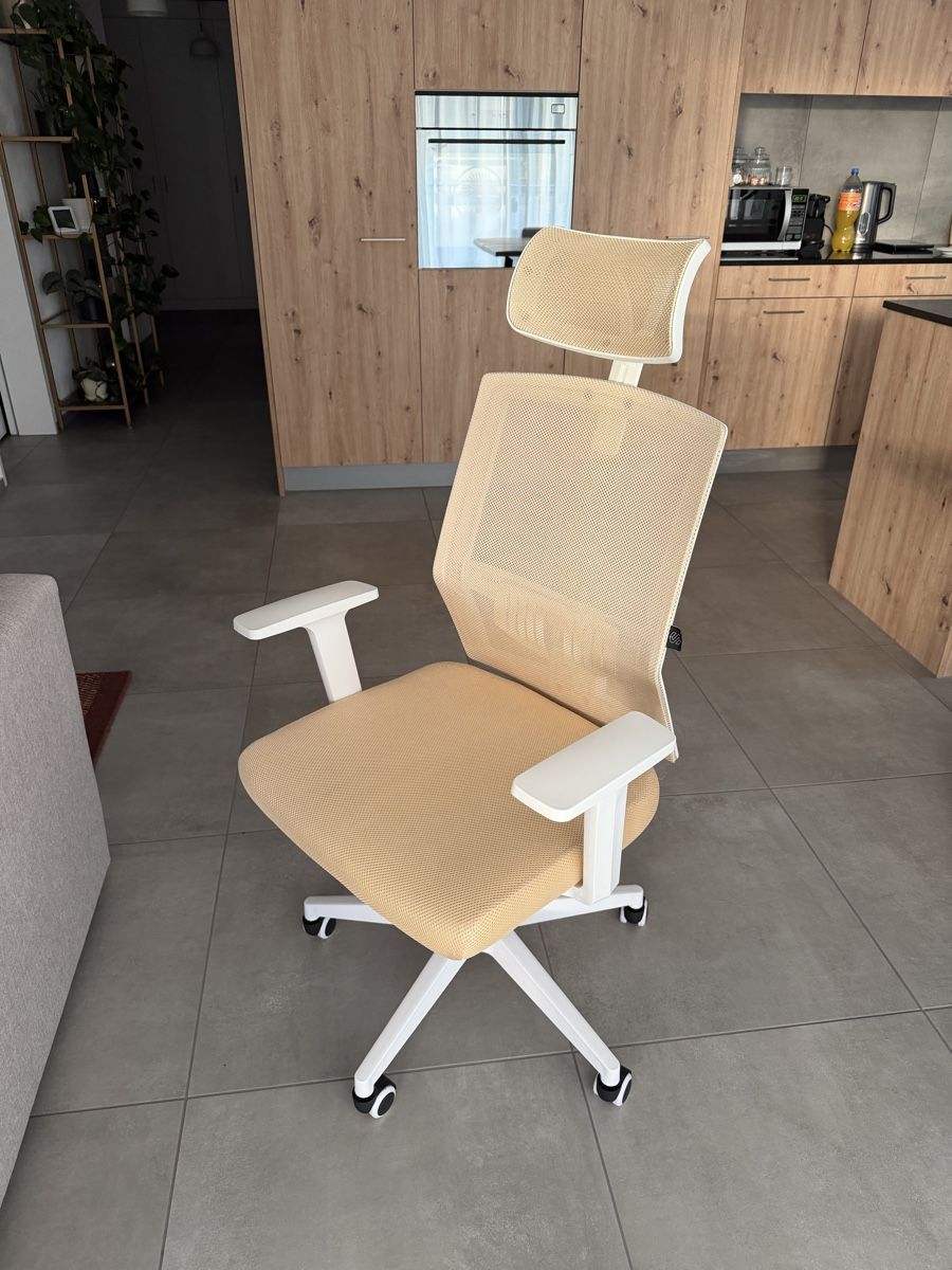 Stühle: Ergonomischer Bürostuhl – Gebraucht aus Seewen SZ von mads_around 1