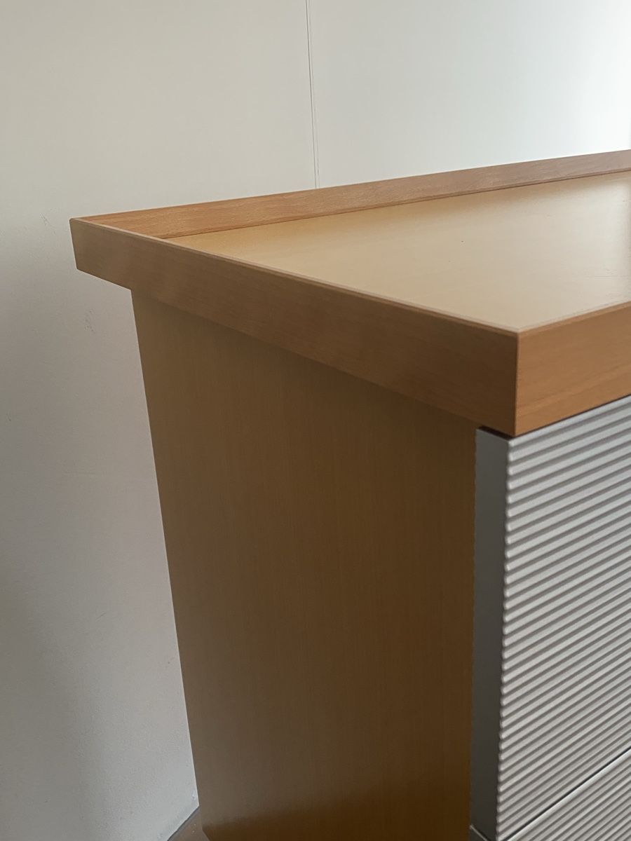 Ligne Roset Cassettiere: Lignet Roset Designer Schubladen-Kommode von Peter Maly – Usato da Luzern venduto da katya8290 2