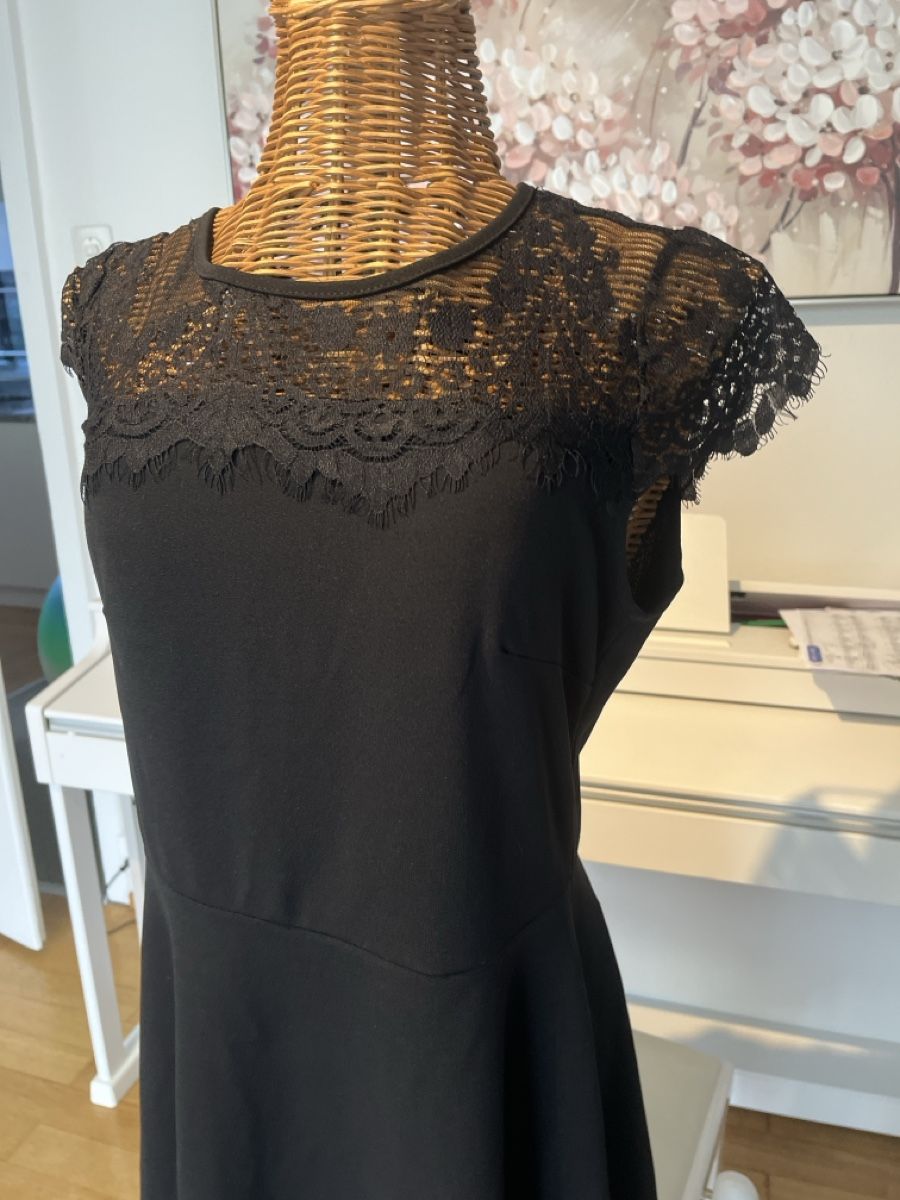 Zebra Vestiti: Kleid, Spitze kurzarm, Zebra, M – Usato da Solothurn venduto da Bobesch08 1
