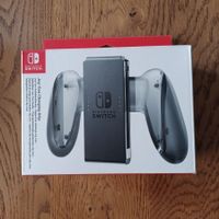 Nintendo Switch Joy-Con Charging Grip neu