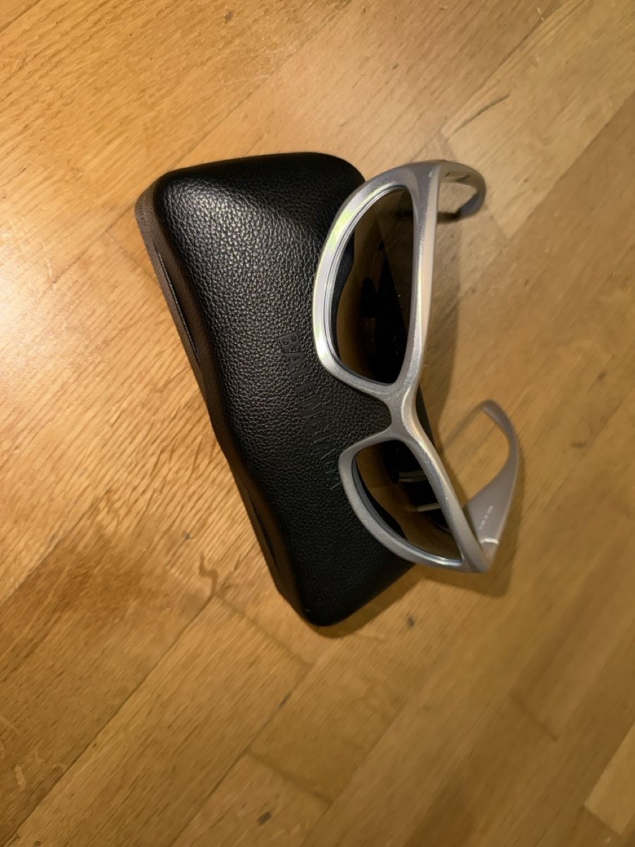 Balenciaga Lunettes & Verres: Balenciaga sunglasses  – Neuf (Voir description) à Grand-Lancy par Unic0