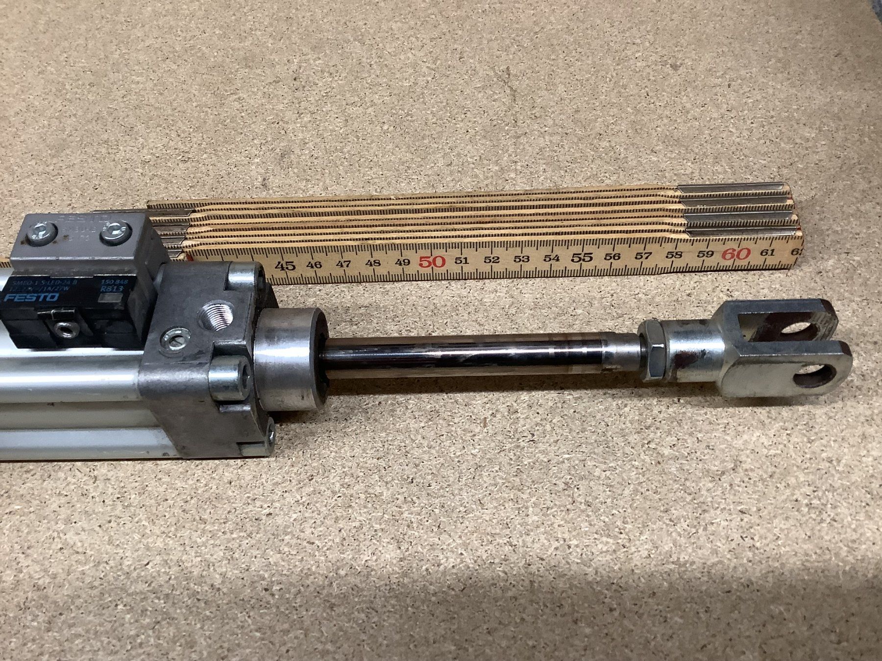 Festo Altri prodotti elettronici: Festo Doppel Zylinder – Usato da Glarus venduto da Mdelphi 7