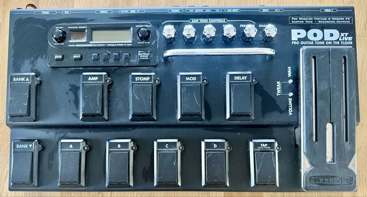Line 6 Strumenti musicali: LINE 6 Guitar POD XT Live – Usato da Reinach AG venduto da sabaton63
