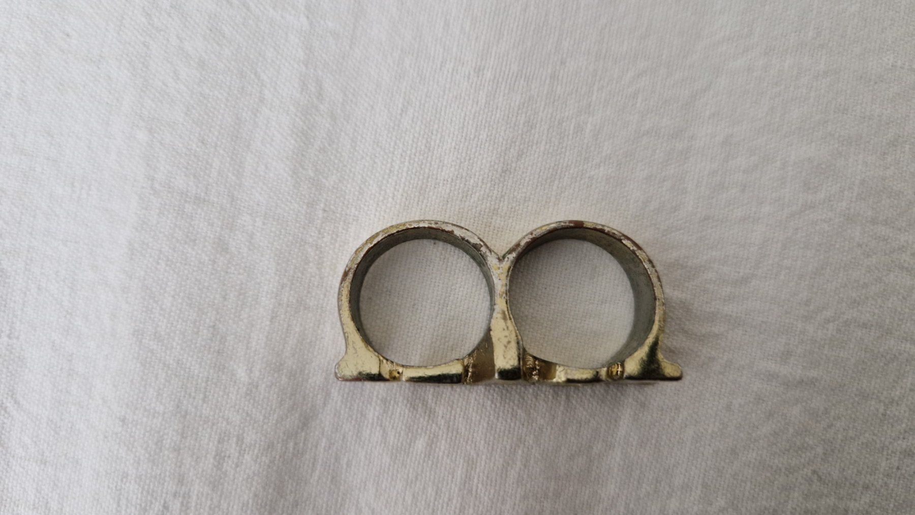 Anelli: Doppel-Ring PEACE two Finger Friedenszeichen hip hop – Usato da Laufen venduto da nostalgie0811 1