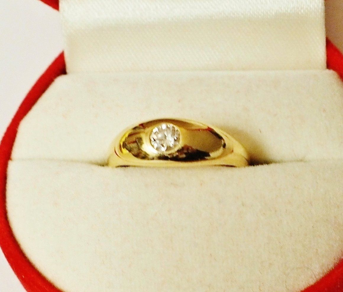 Anelli: 750k. Goldring mit Diamant – Usato da Trimbach venduto da Lasser1