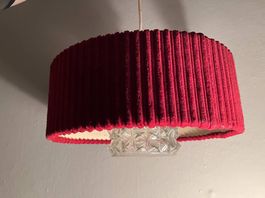 Lampadario vintage rosso in velluto anni '60