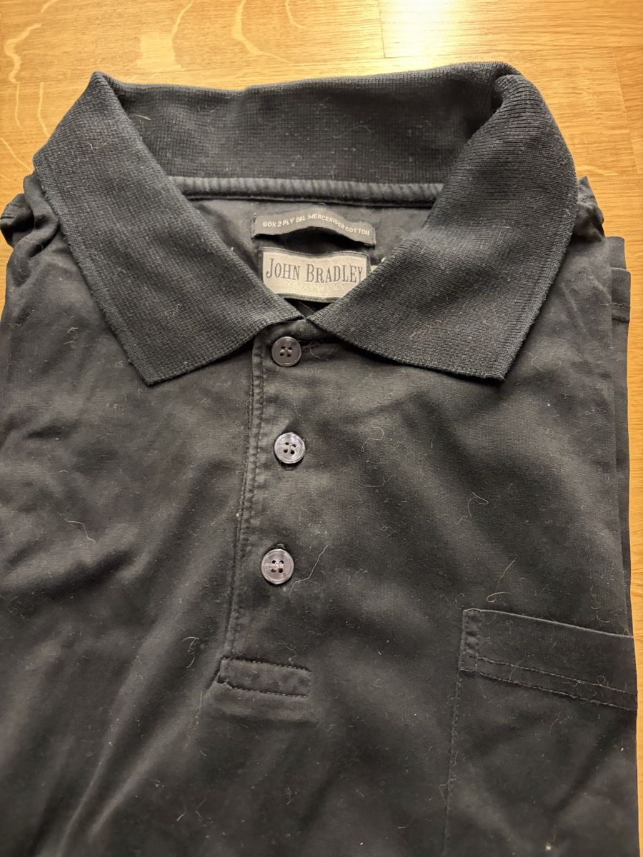Magliette Polo: Polo Shirts in XL à 5.- – Usato da Thayngen venduto da golazo_vines 4
