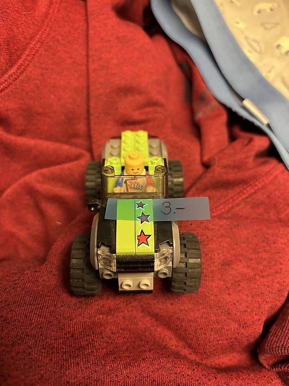Spielzeuge: Lego Auto – Gebraucht aus Roggwil BE von soiniggeli_88